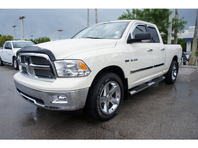 dodge ram 1500 2010 off white pickup truck 8 cylinders automatic 33157