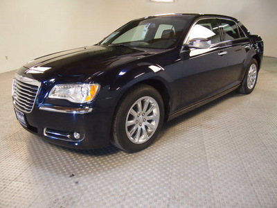 chrysler 300 2012 dk  blue sedan limited gasoline 6 cylinders rear wheel drive automatic 75219