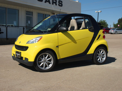 smart fortwo 2008 yellow passion cabrio gasoline 3 cylinders rear wheel drive automatic 76502
