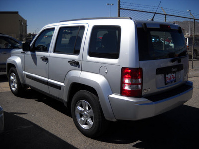 jeep liberty 2011 silver suv sport gasoline 6 cylinders 2 wheel drive automatic 79925