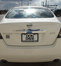 nissan altima 2012 white sedan 2 5 s gasoline 4 cylinders front wheel drive automatic 76011