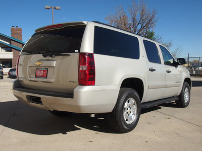 chevrolet suburban 2009 beige suv ls 1500 flex fuel 8 cylinders 4 wheel drive automatic 80301