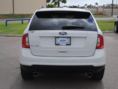 ford edge 2011 white gasoline 6 cylinders front wheel drive automatic 78572