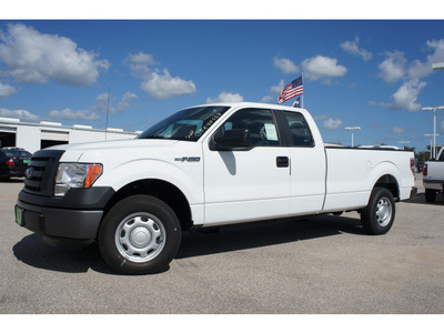ford f 150 2012 white xl 8 cylinders automatic 77531