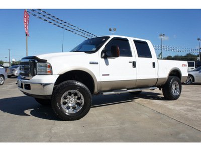 ford f 250 super duty 2006 white lariat 8 cylinders automatic 77515