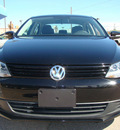 volkswagen jetta 2011 black sedan 5 cylinders automatic 79936