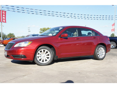 chrysler 200 2012 red sedan touring 6 cylinders automatic 77515