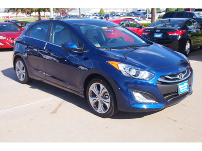 hyundai elantra gt 2013 blue wagon 4 cylinders 6 speed manual 77074