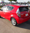 toyota prius c 2012 red hatchback three 4 cylinders automatic 76116