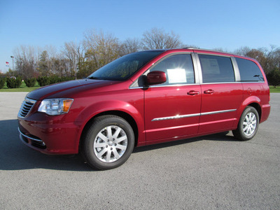 chrysler town and country 2013 red van touring flex fuel 6 cylinders front wheel drive automatic 45840