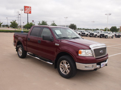 ford f 150 2005 red lariat gasoline 8 cylinders 4 wheel drive automatic with overdrive 76108