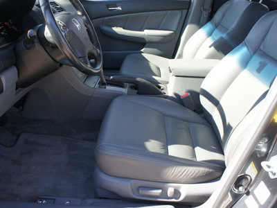 honda accord 2006 gray sedan hybrid hybrid 6 cylinders front wheel drive automatic 76087