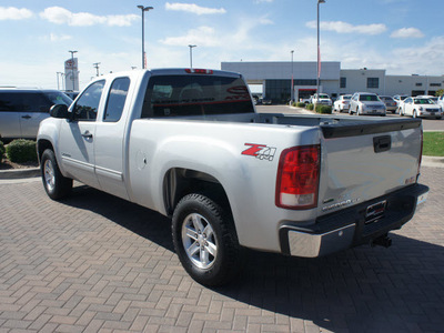 gmc sierra 1500 2011 silver sle z71 flex fuel 8 cylinders 4 wheel drive automatic 76087