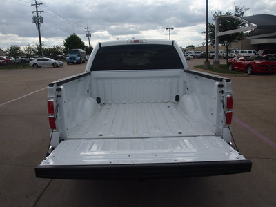 ford f 150 2010 white xlt flex fuel 8 cylinders 2 wheel drive automatic 76049