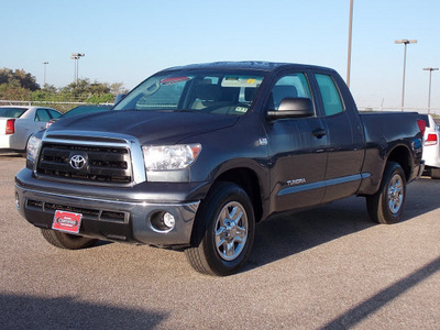 toyota tundra 2010 gray grade 8 cylinders automatic with overdrive 77074