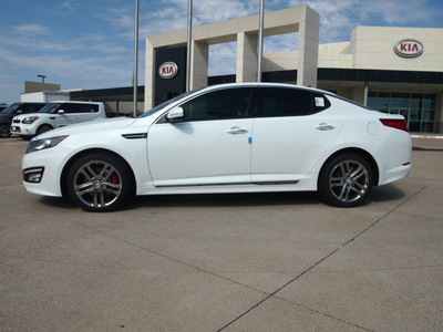 kia optima 2013 white sedan sxl 4 cylinders automatic 75150