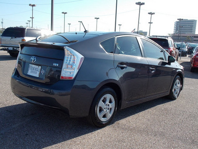 toyota prius 2011 gray ii 4 cylinders automatic with overdrive 77074