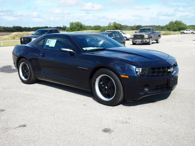 chevrolet camaro 2013 blue coupe ls gasoline 6 cylinders rear wheel drive automatic 78009