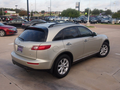 infiniti fx35 2006 beige wagon 6 cylinders automatic 76051