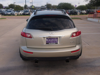 infiniti fx35 2006 beige wagon 6 cylinders automatic 76051