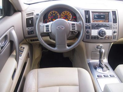 infiniti fx35 2006 beige wagon 6 cylinders automatic 76051