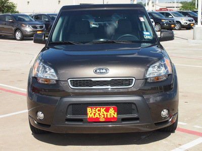 kia soul 2011 brown hatchback soul! 4 cylinders automatic 77375