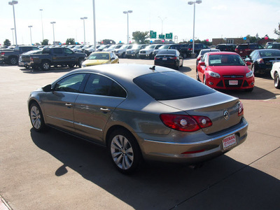 volkswagen cc 2011 gold sedan sport 4 cylinders automatic 76053