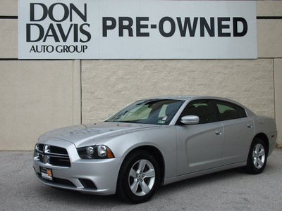 dodge charger 2012 silver sedan se 6 cylinders automatic 76011