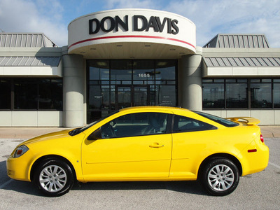 chevrolet cobalt 2009 yellow coupe ls xfe gasoline 4 cylinders front wheel drive 5 speed manual 76011