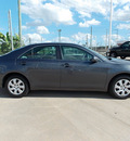 toyota camry 2011 gray sedan le 4 cylinders automatic with overdrive 77469