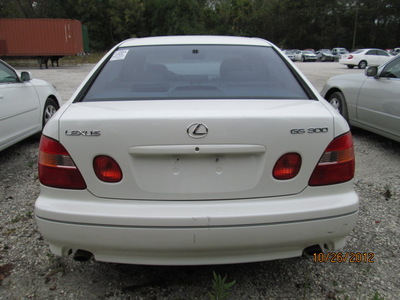 lexus gs 300