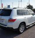toyota highlander 2012 white suv gasoline 6 cylinders front wheel drive automatic 76087
