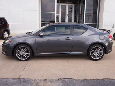 scion tc 2011 gray hatchback gasoline 4 cylinders front wheel drive automatic 77802