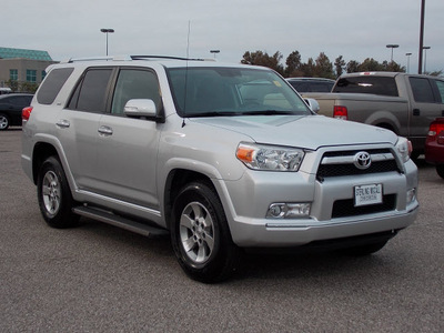 toyota 4runner 2010 silver suv sr5 6 cylinders shiftable automatic 77074