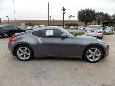 nissan 370z 2012 silver coupe 6 cylinders shiftable automatic 77477