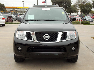 nissan pathfinder 2012 black suv silver edition 6 cylinders automatic with overdrive 77477