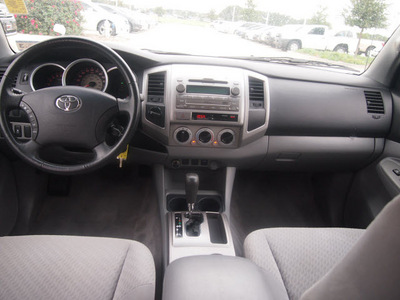 toyota tacoma 2010 silver sr5 gasoline 6 cylinders 4 wheel drive automatic 76049