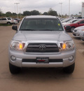 toyota tacoma 2010 silver sr5 gasoline 6 cylinders 4 wheel drive automatic 76049