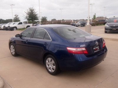 toyota camry 2007 blue sedan le gasoline 4 cylinders front wheel drive automatic 76049