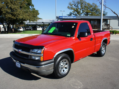 chevrolet silverado 1500 2005 red gasoline 6 cylinders rear wheel drive automatic 76087