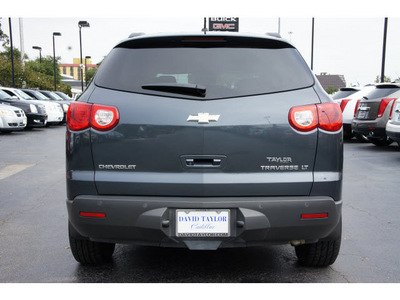 chevrolet traverse 2010 gray suv lt gasoline 6 cylinders front wheel drive automatic 77074