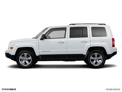 jeep patriot 2013 suv sport gasoline 4 cylinders front wheel drive not specified 76520