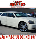 dodge magnum 2005 white wagon se gasoline 6 cylinders rear wheel drive automatic 78666