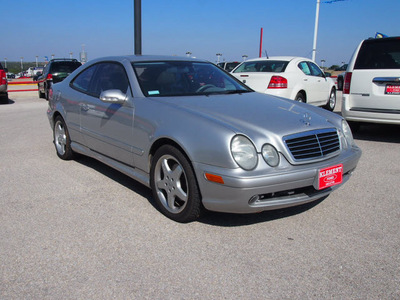 mercedes benz clk430 2002 silver coupe 8 cylinders automatic 76234