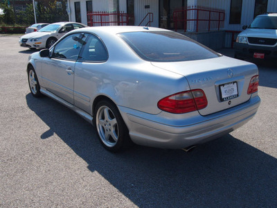 mercedes benz clk430 2002 silver coupe 8 cylinders automatic 76234