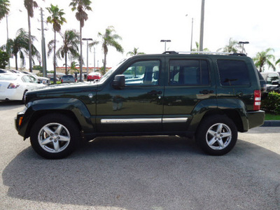 jeep liberty 2011 green suv limited edition gasoline 6 cylinders 4 wheel drive automatic 33157