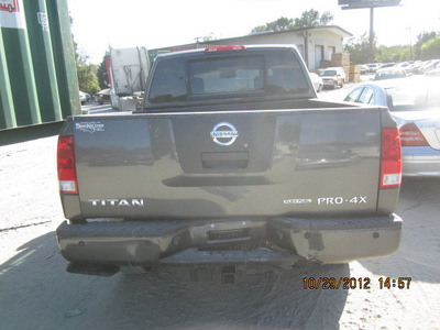 nissan titan