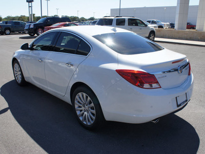 buick regal 2013 off white sedan premium 1 gasoline 4 cylinders front wheel drive automatic 76087