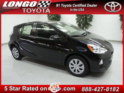 toyota prius c 2012 black two hybrid 4 cylinders front wheel drive not specified 91731