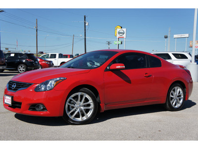 nissan altima 2012 red coupe 3 5 sr gasoline 6 cylinders front wheel drive tiptronic 76502